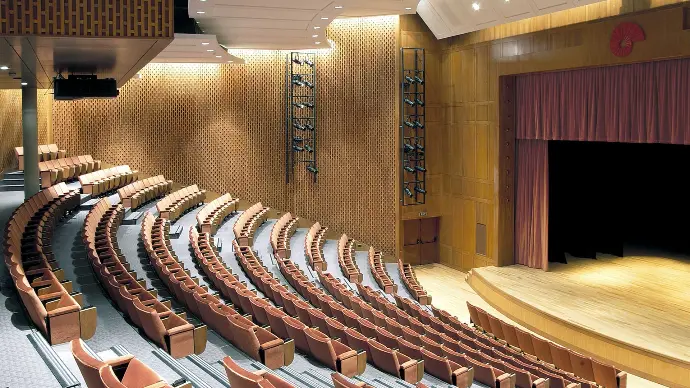 Hotel ballroom – AVLC+ premium sound, lighting, and conference AV system integration