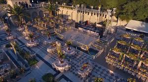 Hotel meeting lounge – AVLC+ audiovisual and control system integration for hospitality environments