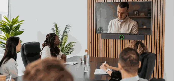 Corporate event hall – AVLC+ integrated audio, video, and lighting system installation